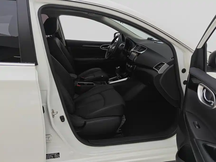 Nissan Sylphy — миниатюра 8