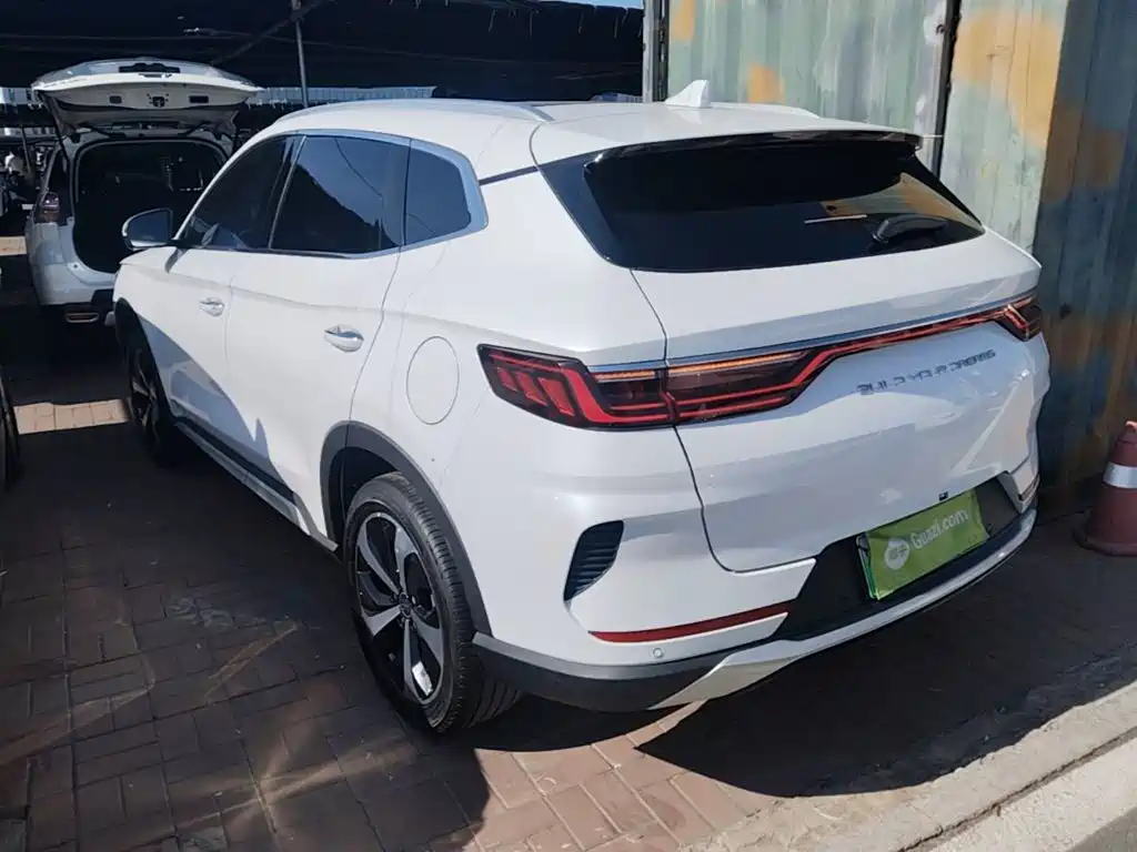 BYD PLUS New Energy — миниатюра 5
