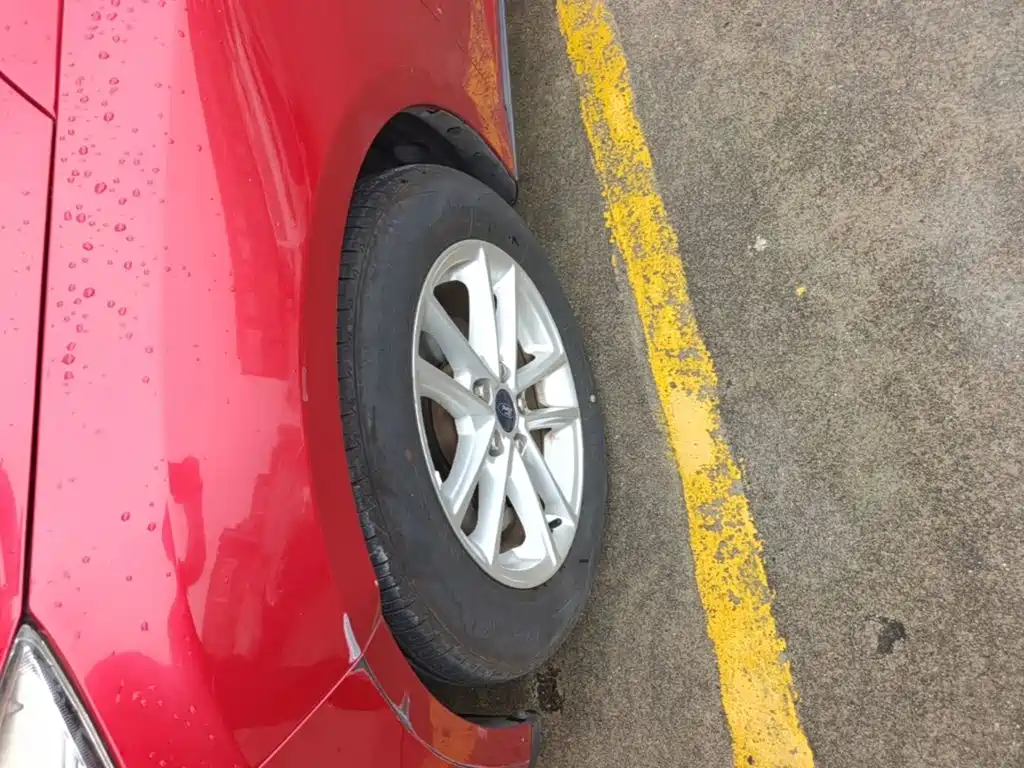 Ford Focus — миниатюра 23