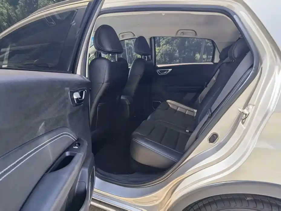 Geely Vision X3 — миниатюра 17