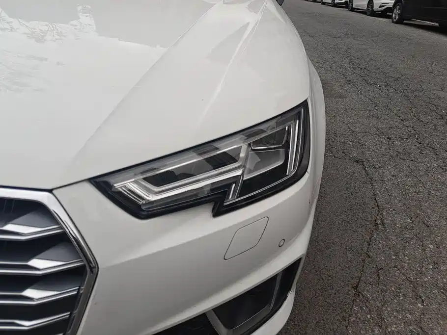 Audi A4L — миниатюра 5