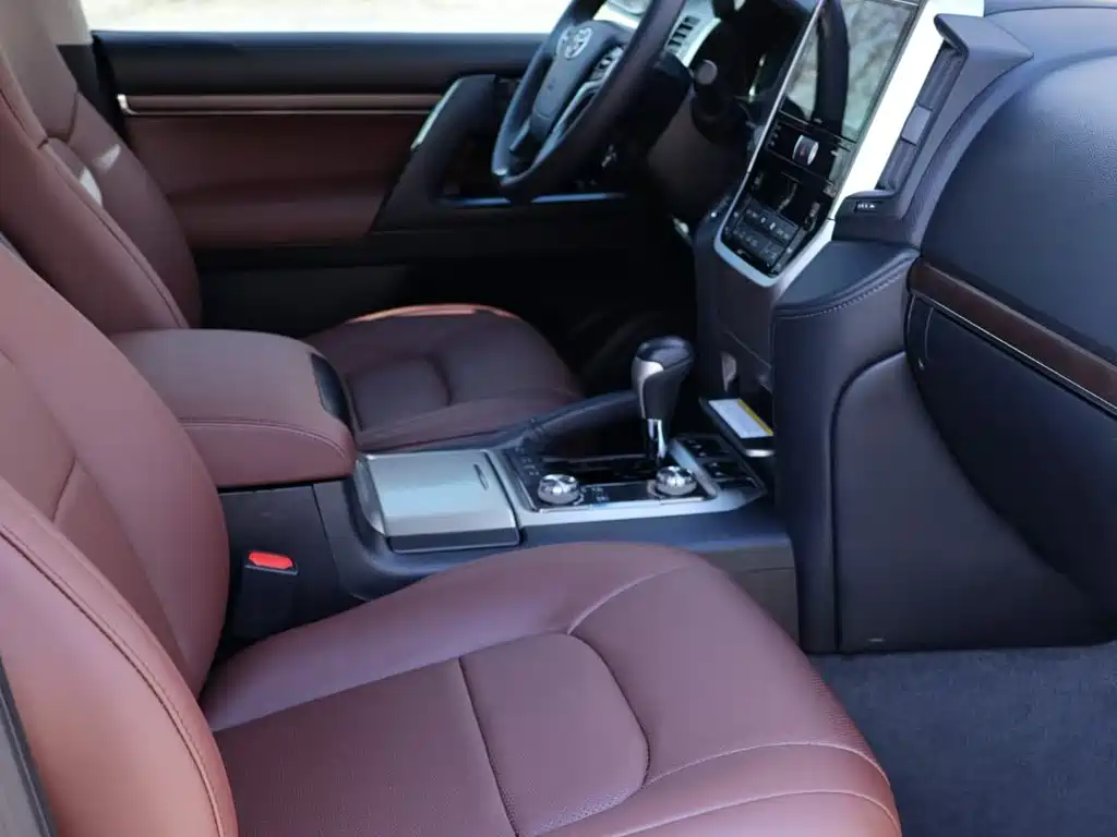 Toyota Land Cruiser 2018 5.7L VX-R