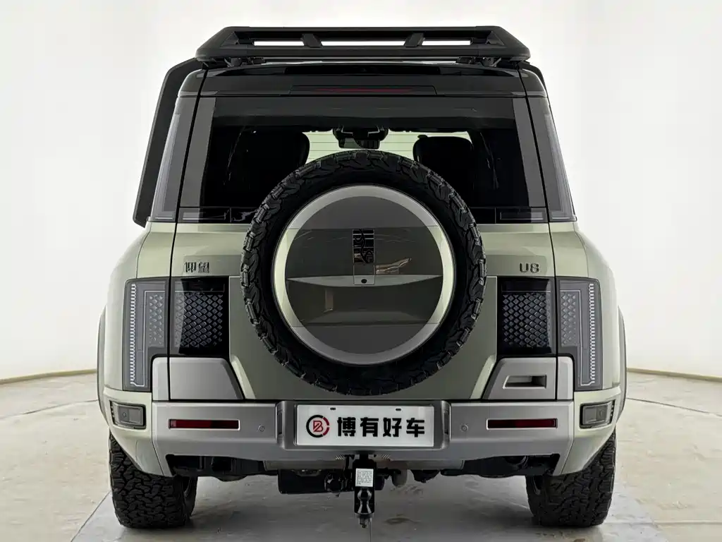 Yangwang Yangwang U8 — миниатюра 8