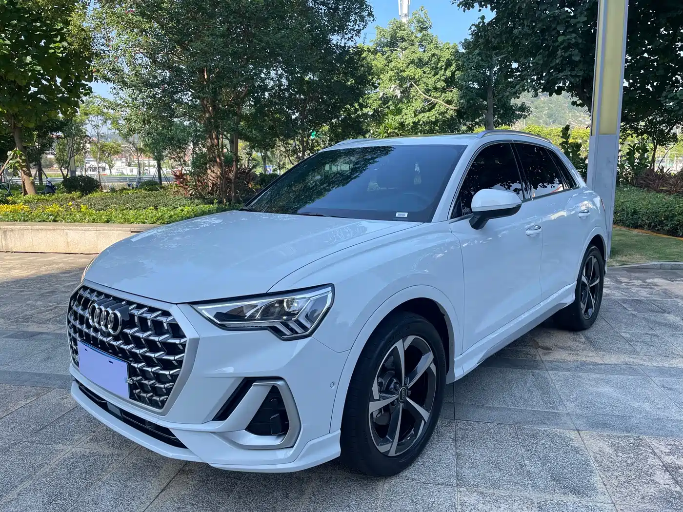 奥迪Q3 2024款 45 TFSI quattro 时尚动感型 2024