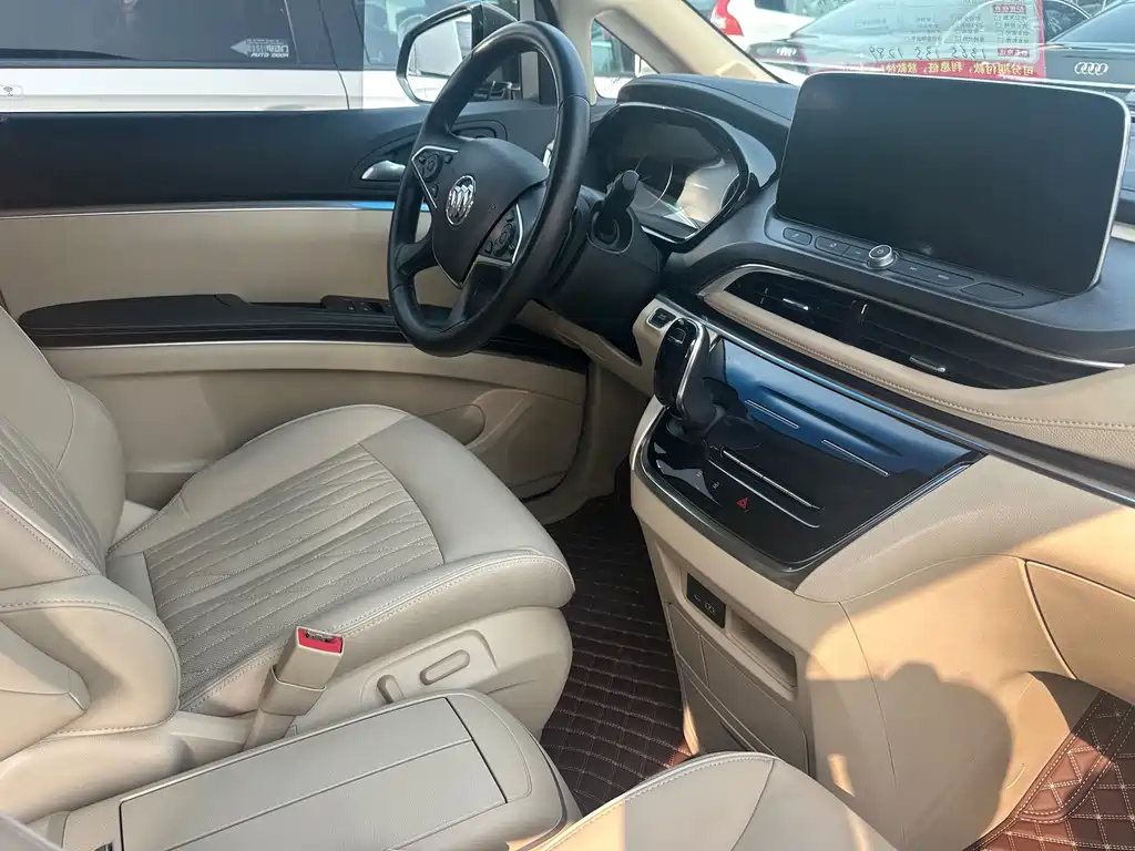 Buick GL8 2023 Luxury