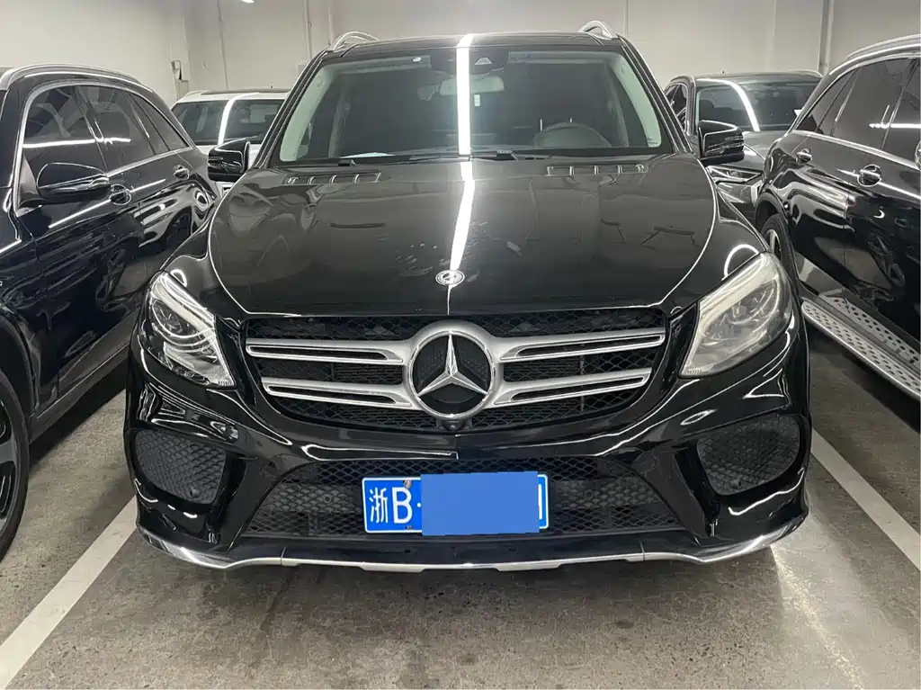 Mercedes-Benz GLE (Import) — миниатюра 2