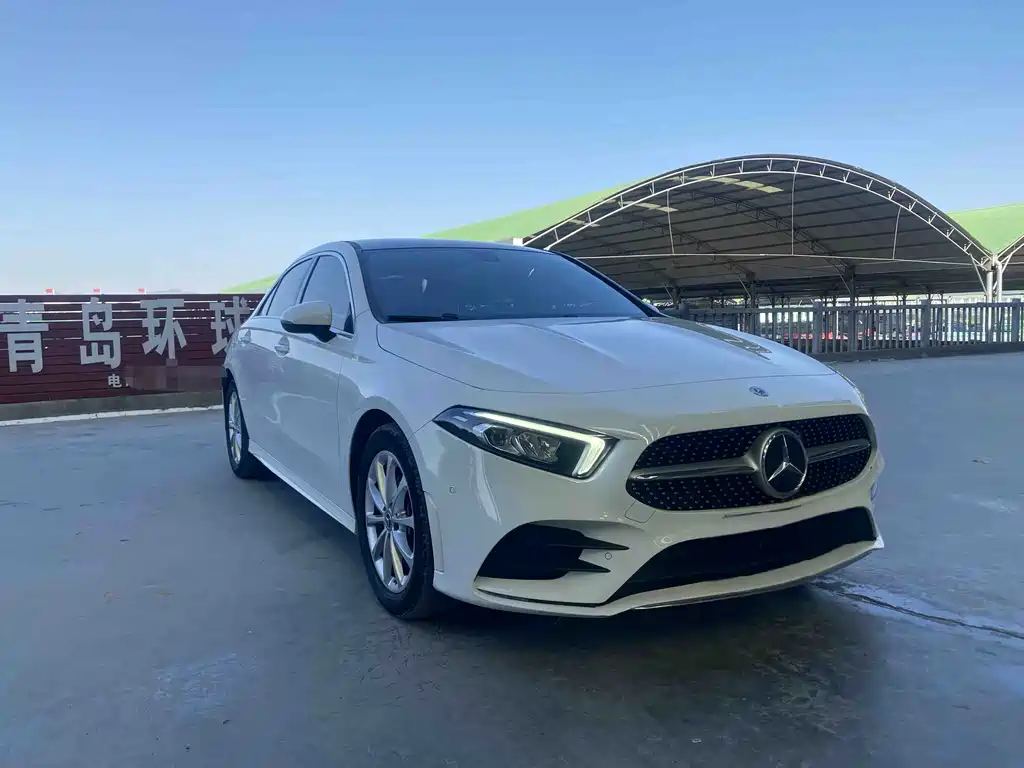MERCEDES-BENZ  A CLASS