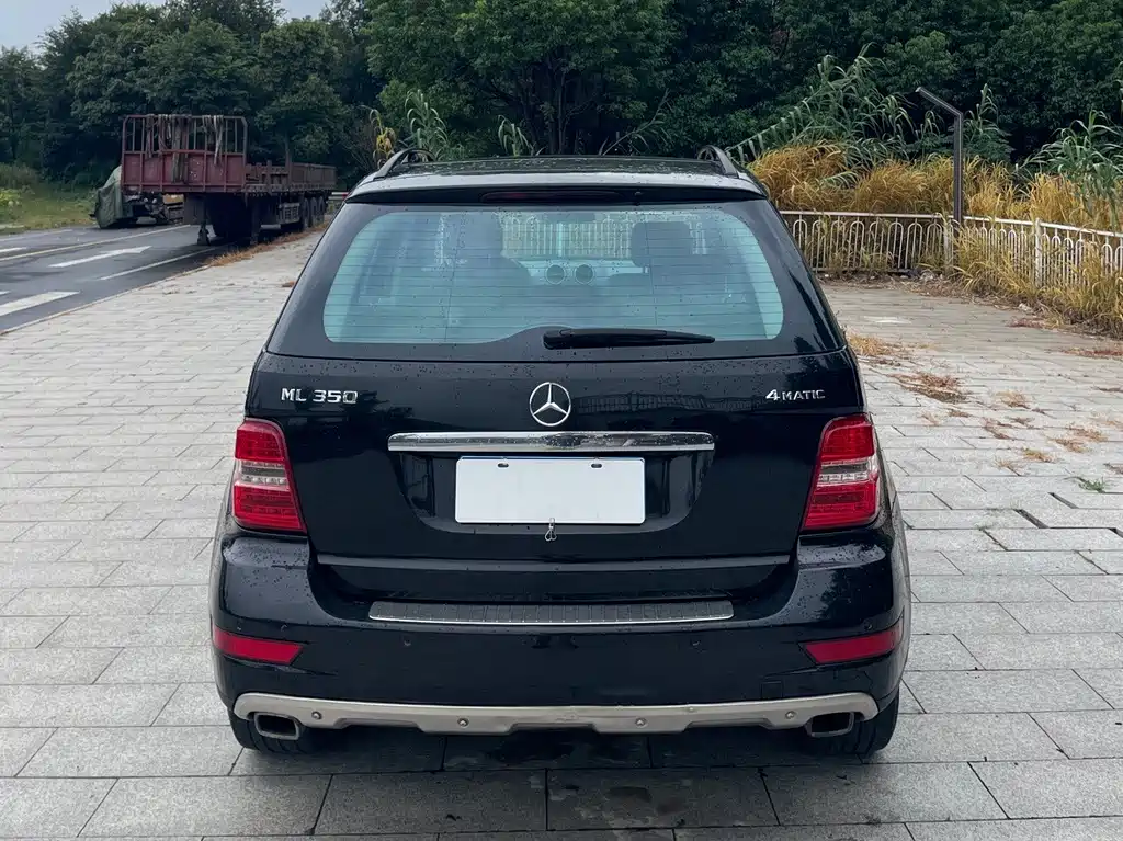 Mercedes-Benz M-Class — миниатюра 4