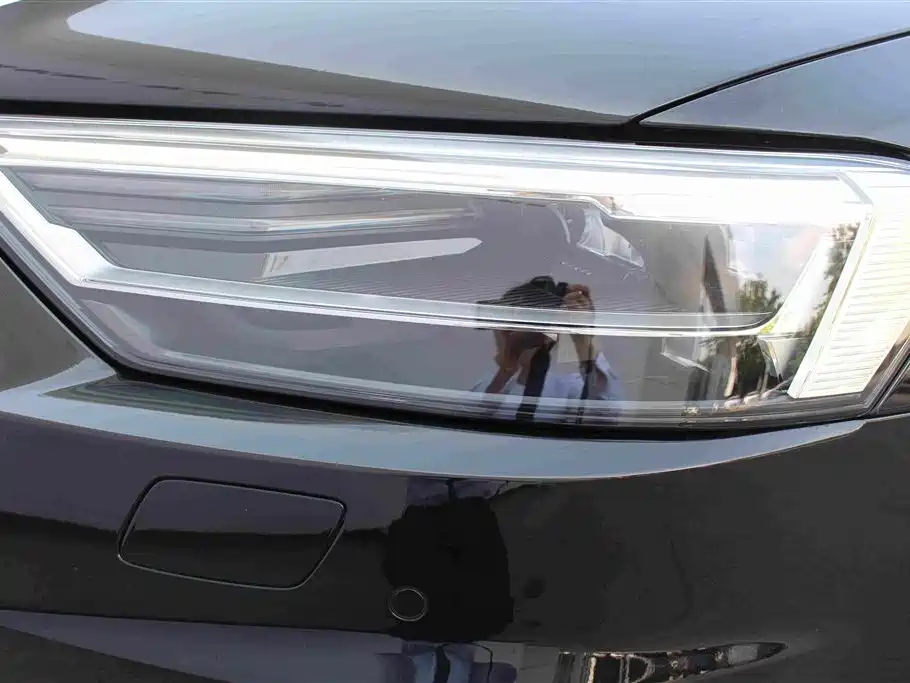 Audi A8 — миниатюра 16