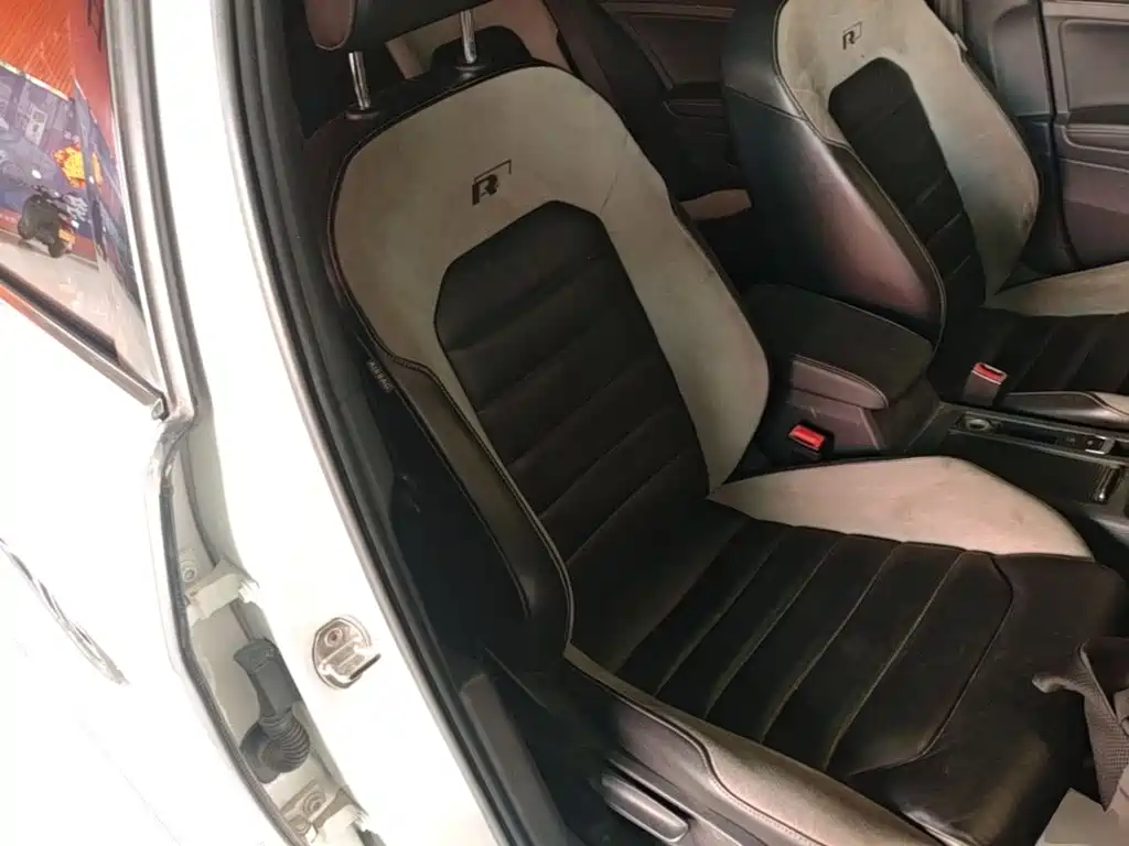 Volkswagen Golf — миниатюра 25