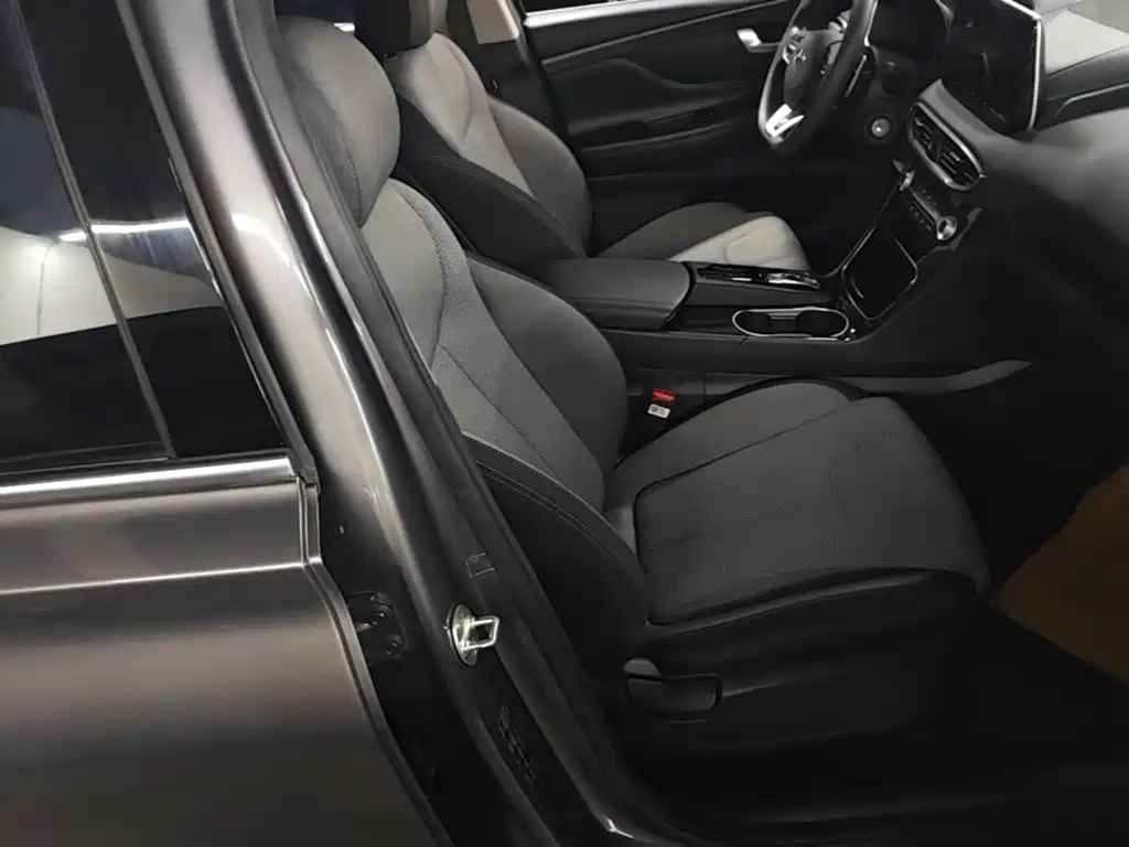 Hyundai Santa Fe — миниатюра 25