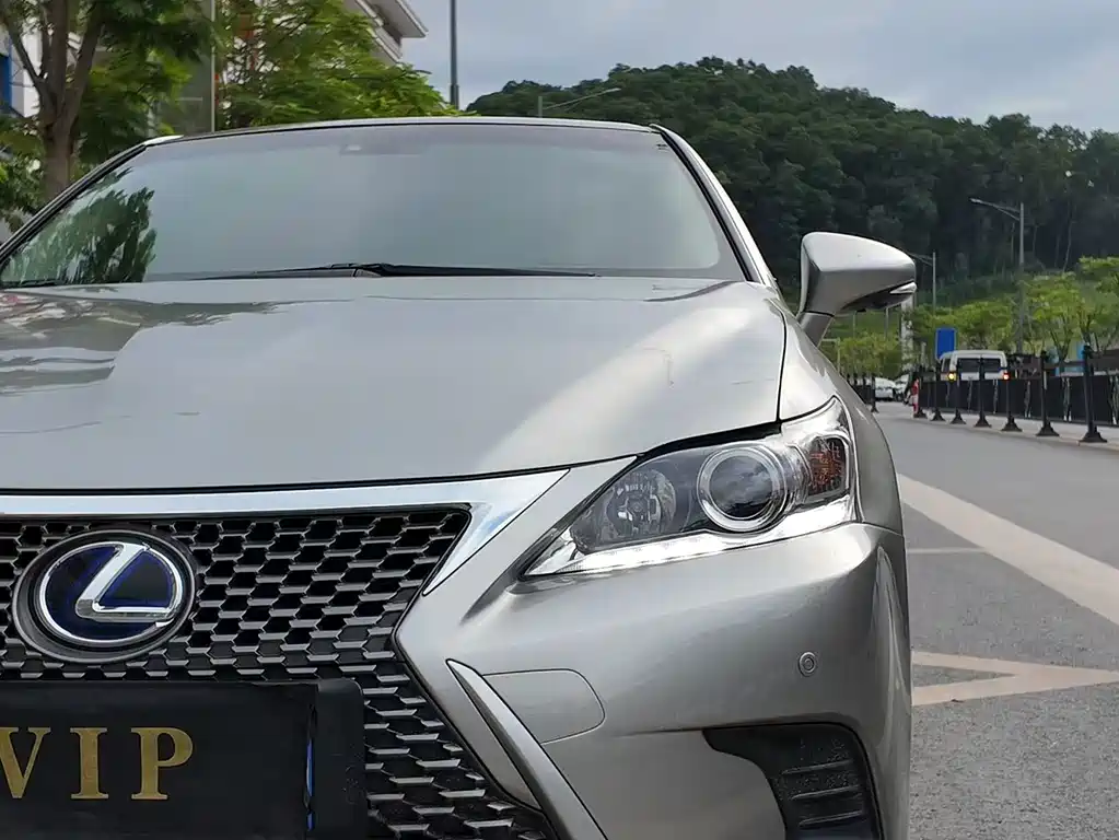 Lexus CT — миниатюра 10