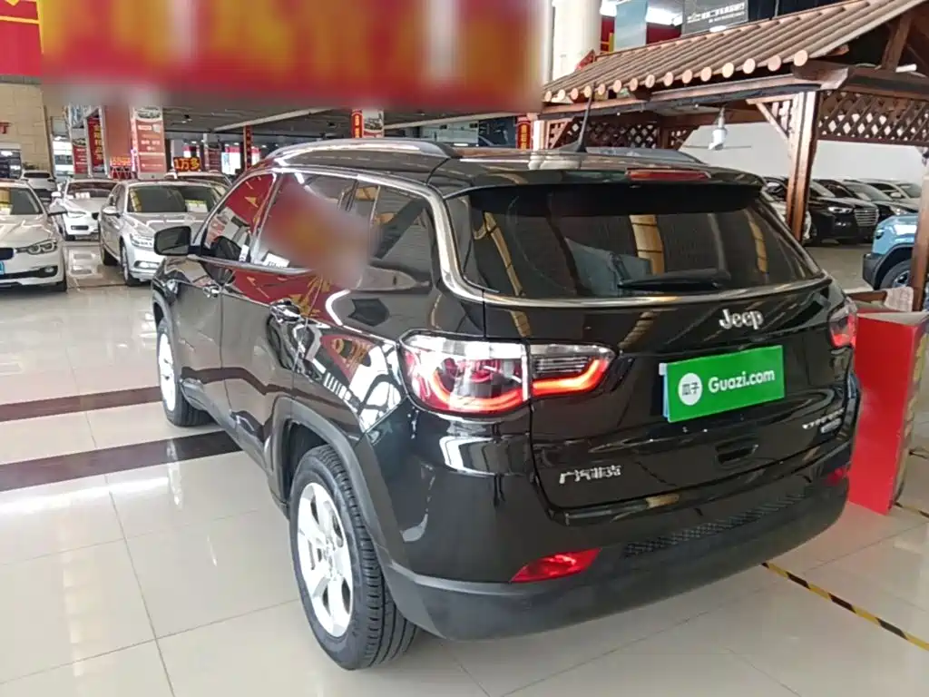 Jeep Compass — миниатюра 5