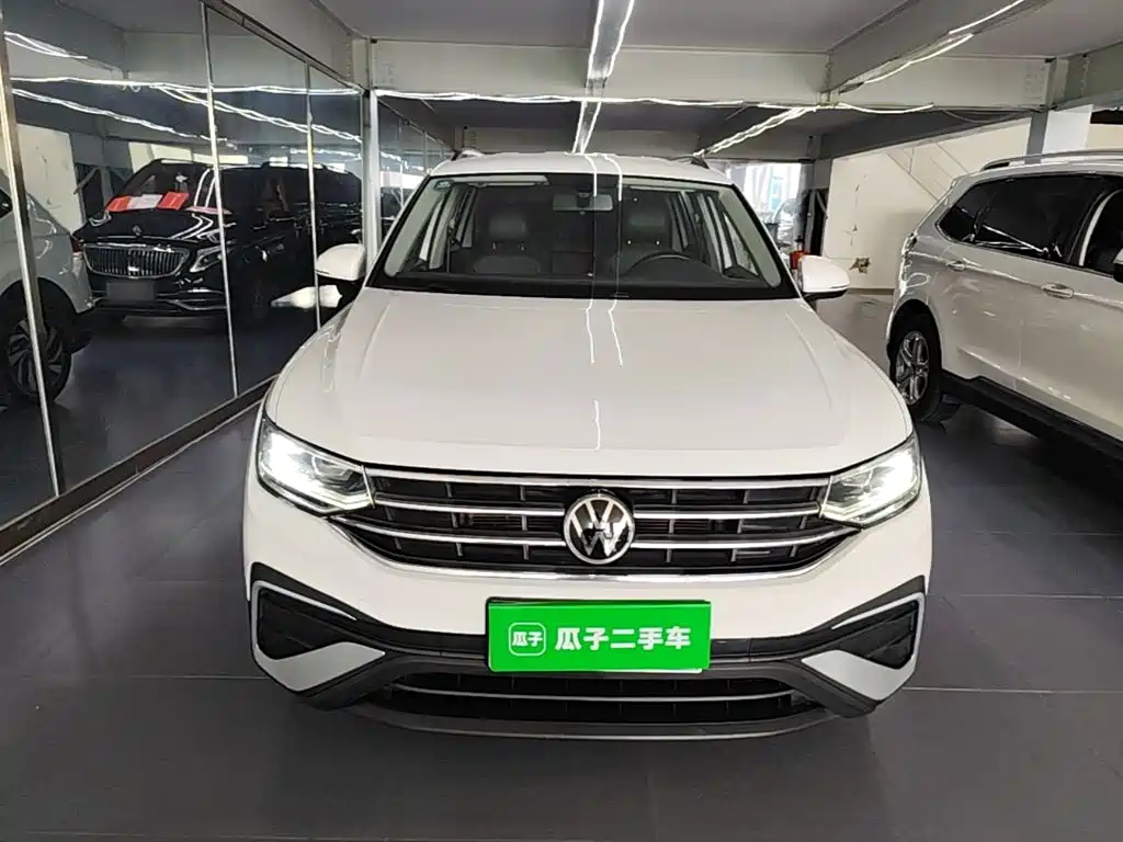 Volkswagen Tiguan L — миниатюра 3