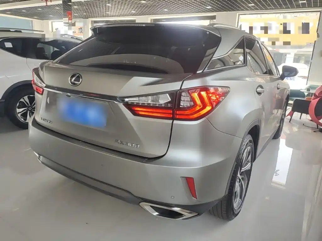 Lexus RX — миниатюра 7