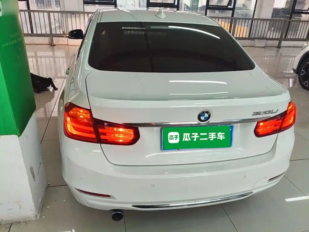 BMW 3 Series — миниатюра 6