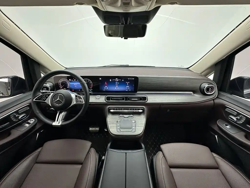Mercedes-Benz V-Class — миниатюра 20