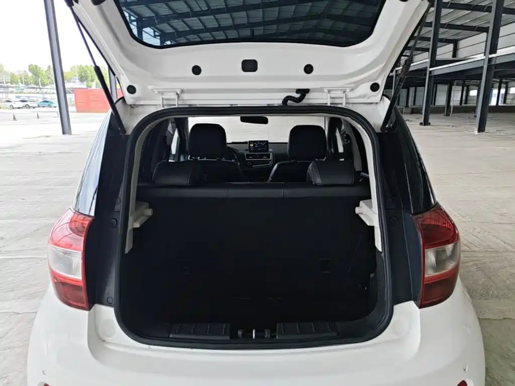 JAC JAC iEV6E — миниатюра 19
