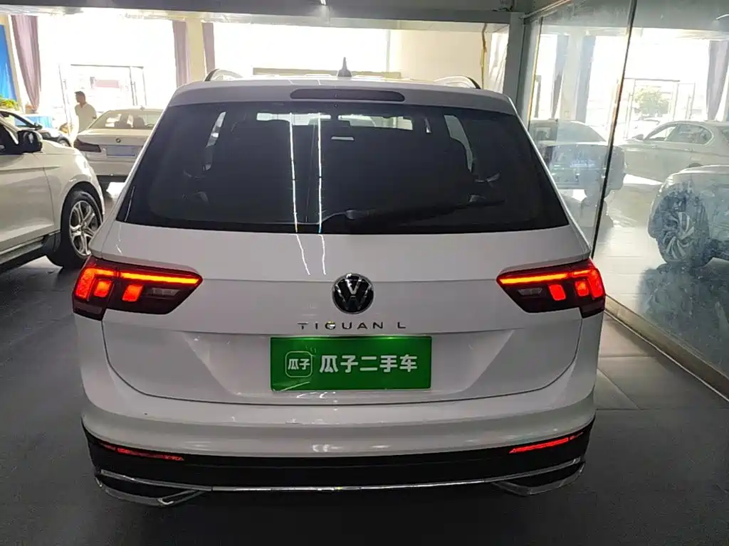 Volkswagen Tiguan L — миниатюра 6