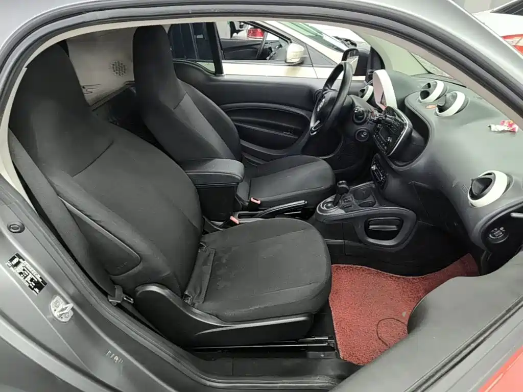 smart Smart Fortwo — миниатюра 25