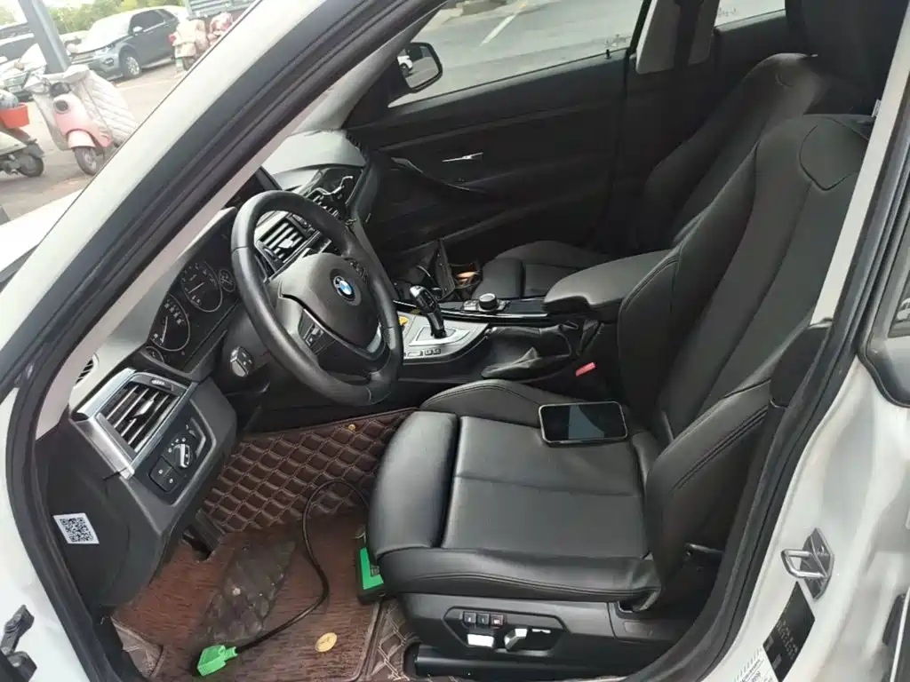 BMW 3 Series GT — миниатюра 15