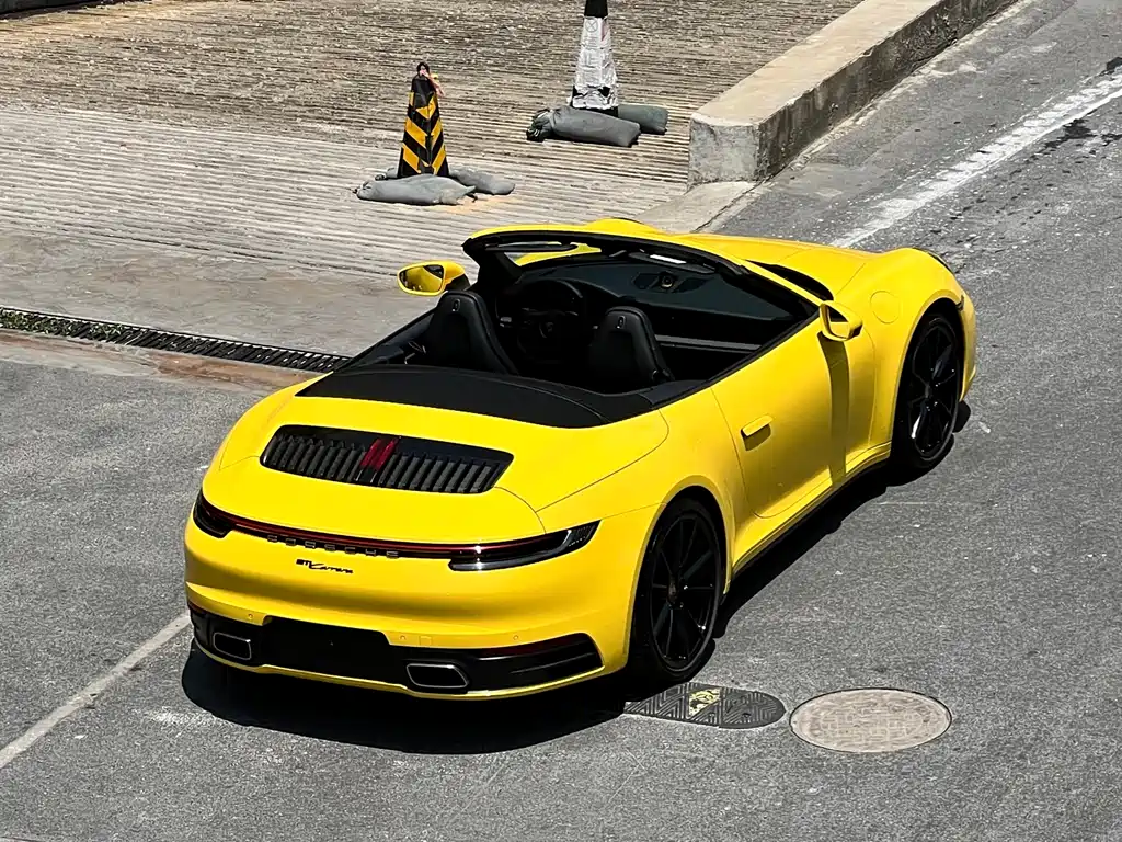 Porsche 911 2022 Carrera Cabriolet 3.0T