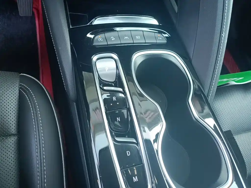 Buick Envision Plus — миниатюра 14