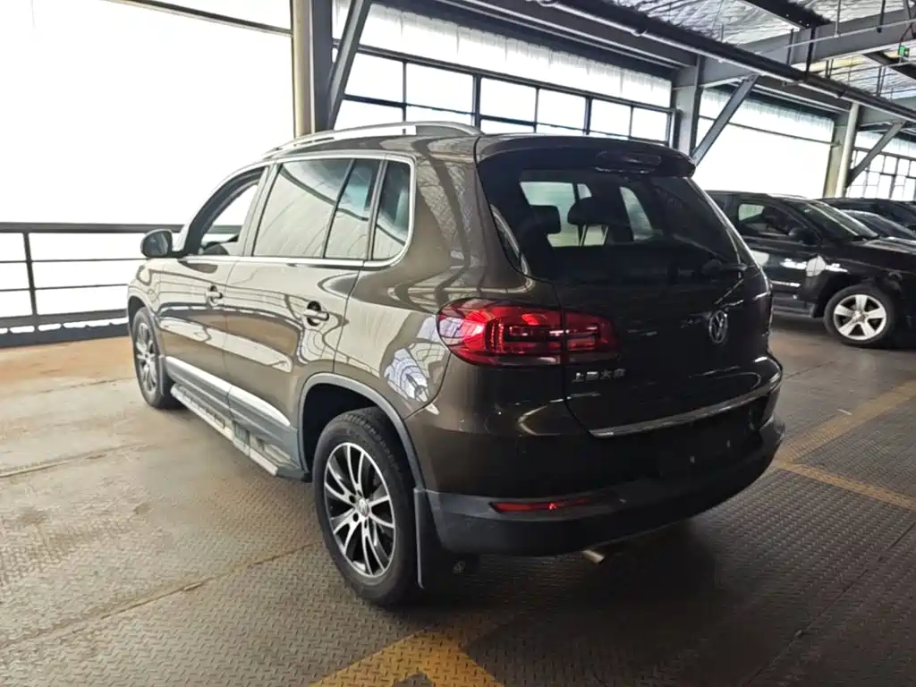 Volkswagen Tiguan — миниатюра 5