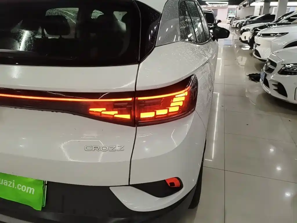 Volkswagen ID.4 Crozz — миниатюра 8