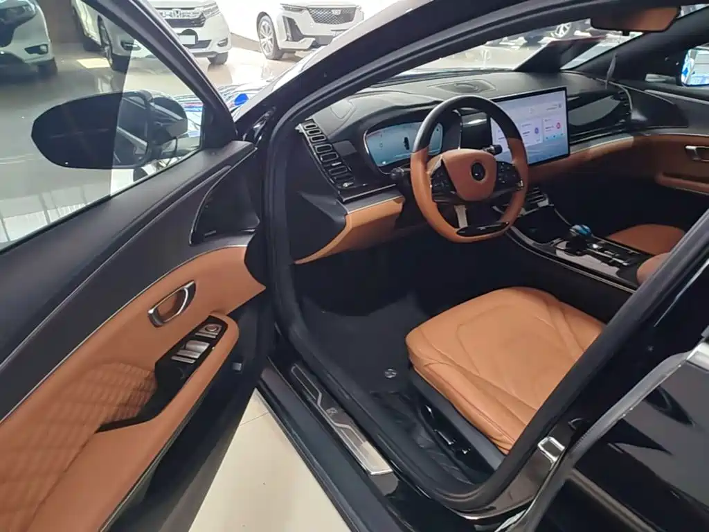 BYD Han — миниатюра 16