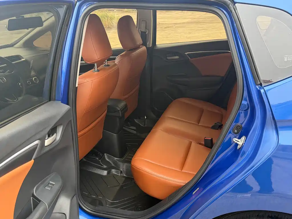Honda Fit — миниатюра 11