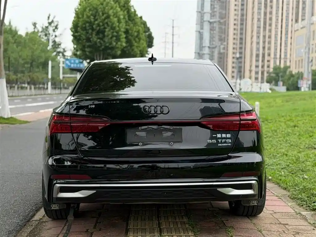 Audi A6L 2023 55 TFSI quattro Premium