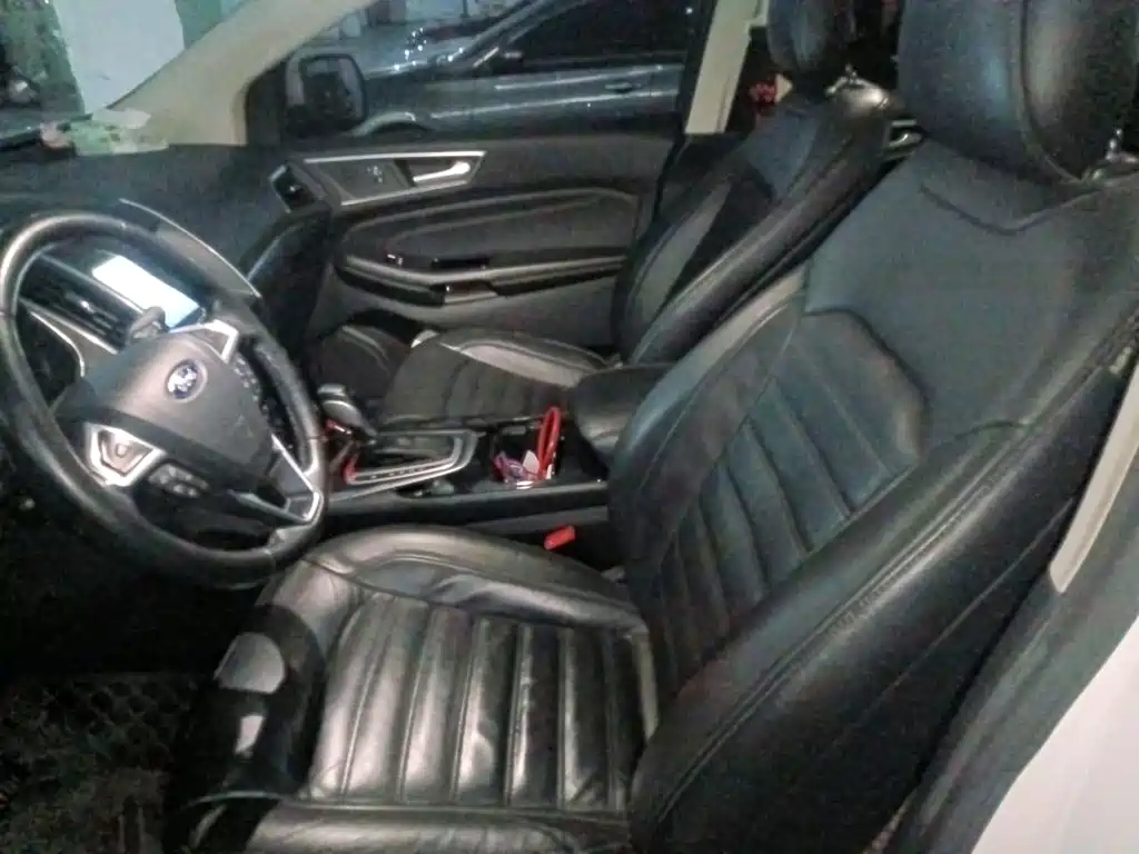Ford Edge — миниатюра 11
