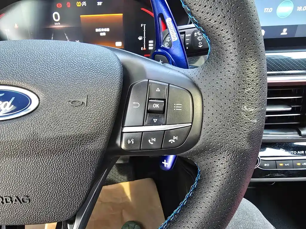Ford Focus — миниатюра 23