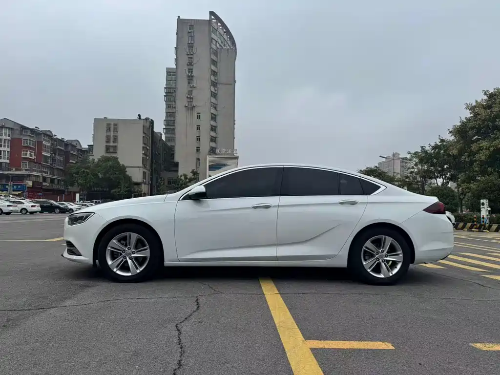 BUICK REGAL