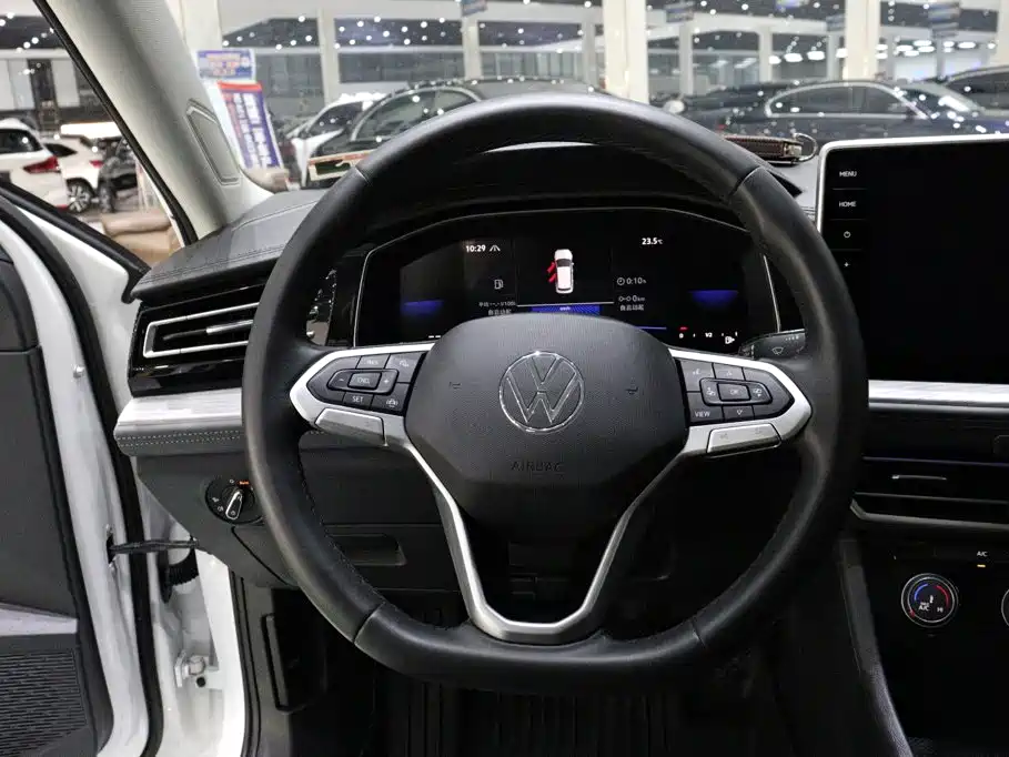 Volkswagen Sagitar — миниатюра 13