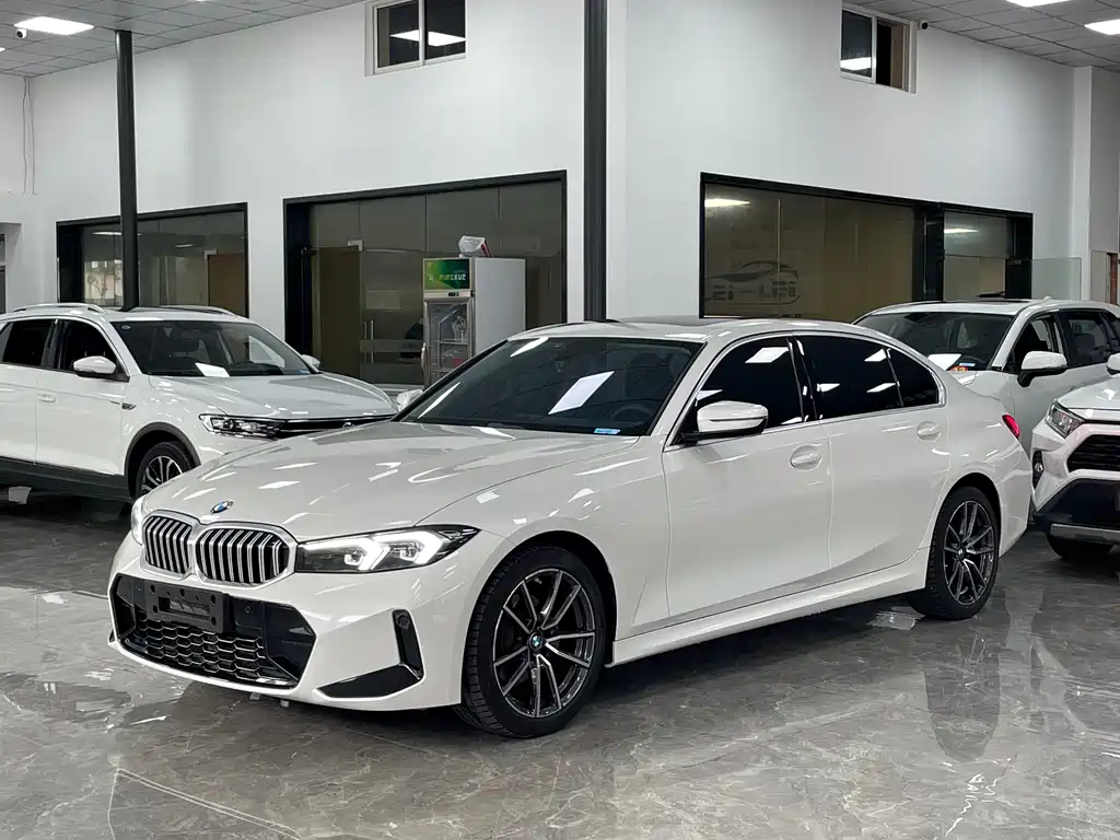 BMW 3 Series 2023