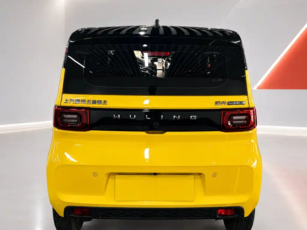 Wuling MINIEV — миниатюра 5