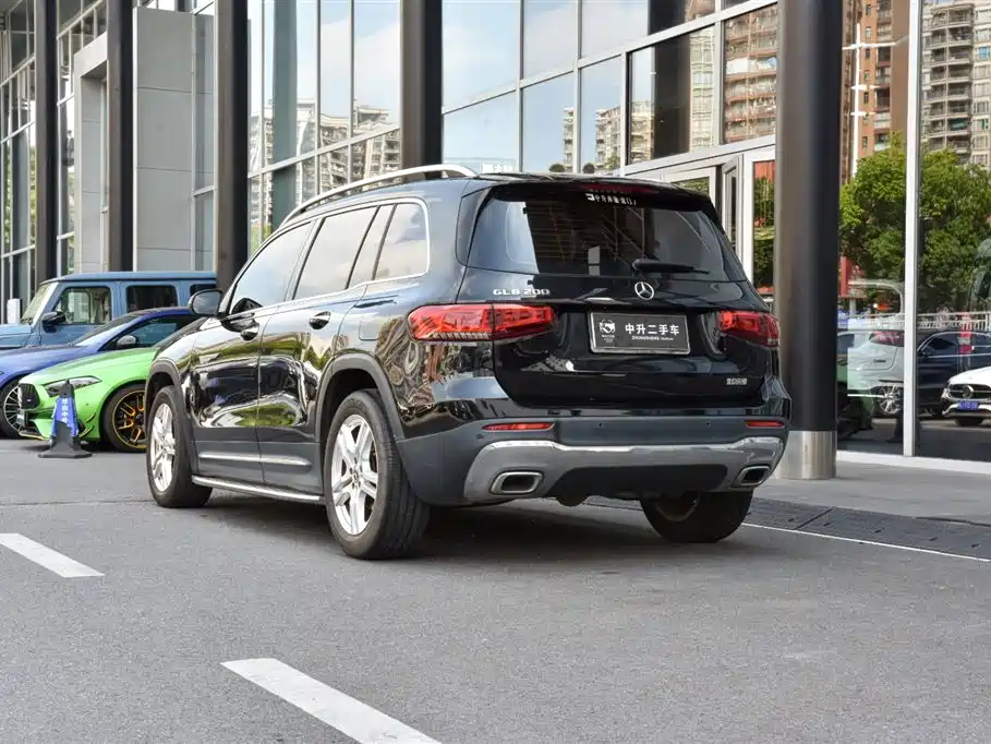 Mercedes-Benz GLB — миниатюра 4