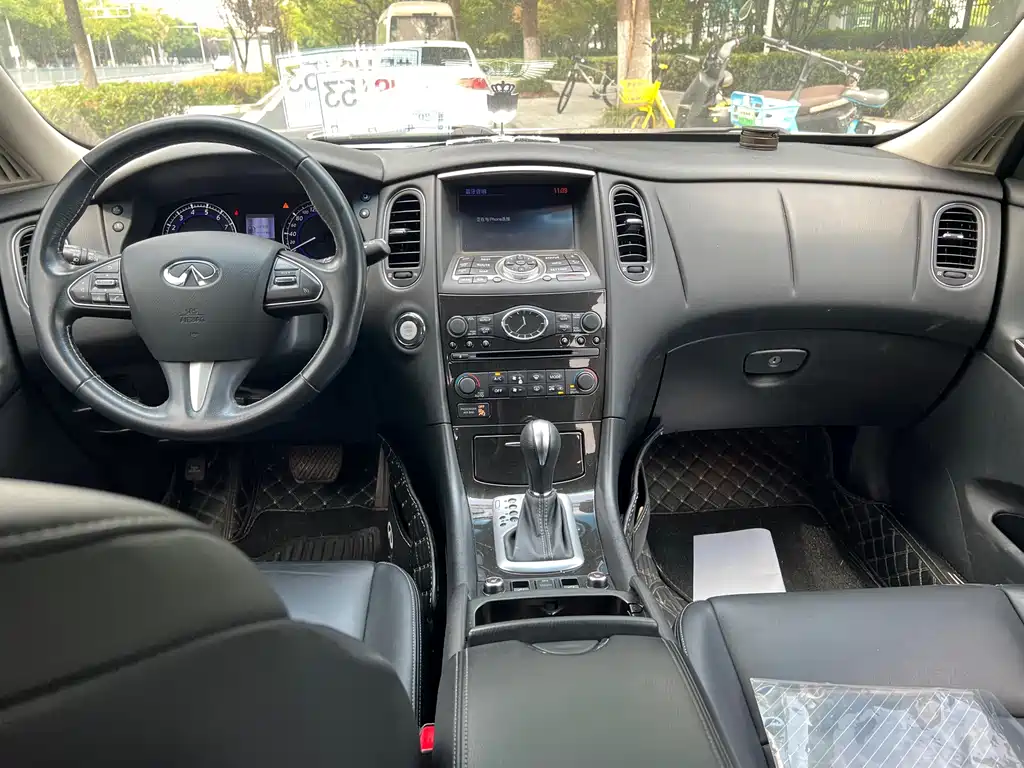 Infiniti QX50 — миниатюра 13