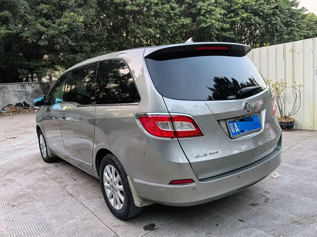Buick GL8 — миниатюра 4