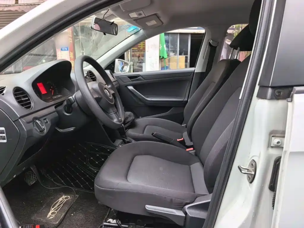 Volkswagen Jetta — миниатюра 15