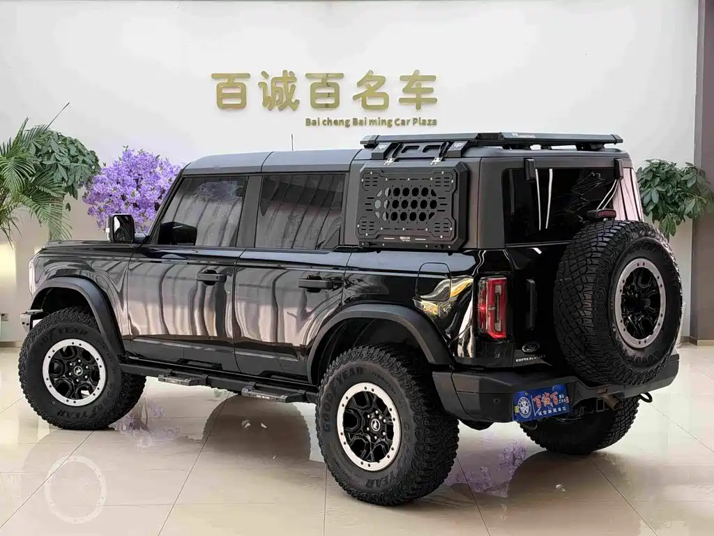 Ford Bronco — миниатюра 7