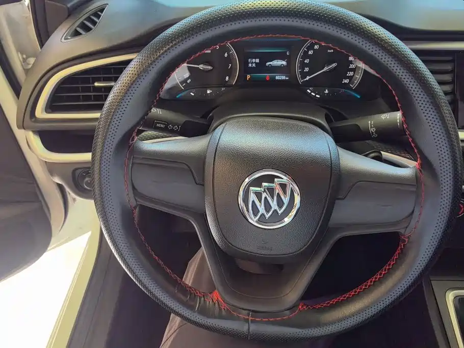 Buick Excelle — миниатюра 15