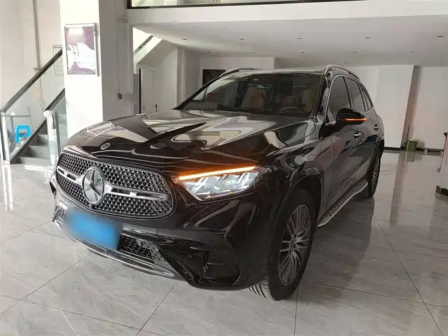 MERCEDES-BENZ  GLC 2024