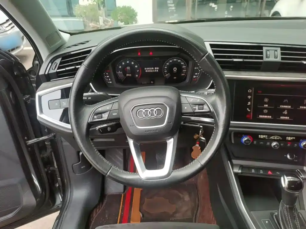 Audi Q3 — миниатюра 11