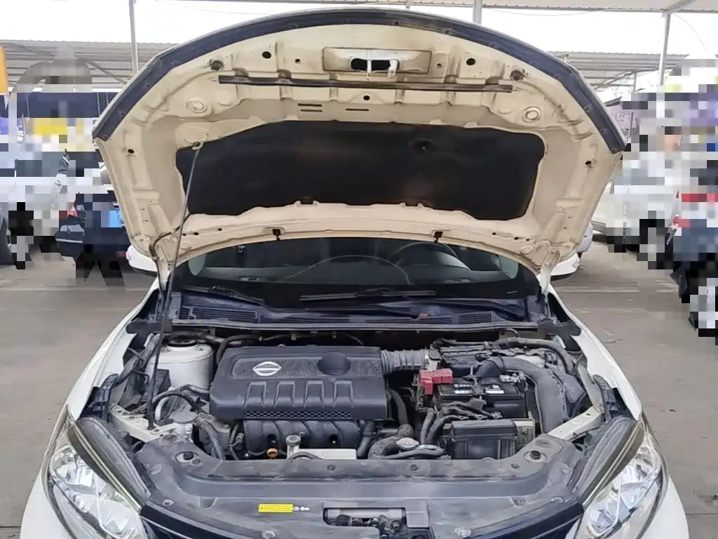 Nissan Tiida — миниатюра 25