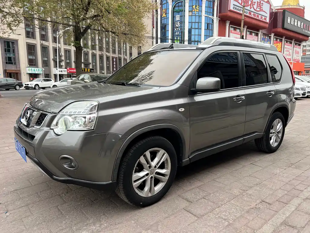 Nissan X-Trail 2012