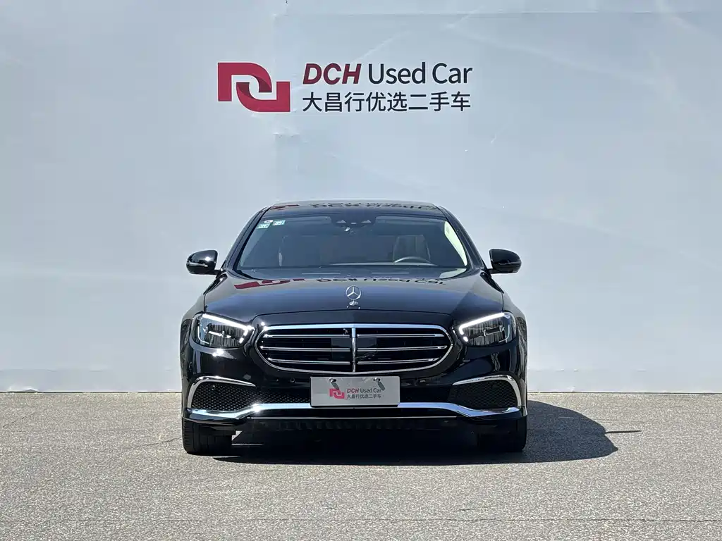Mercedes-Benz E-Class — миниатюра 2