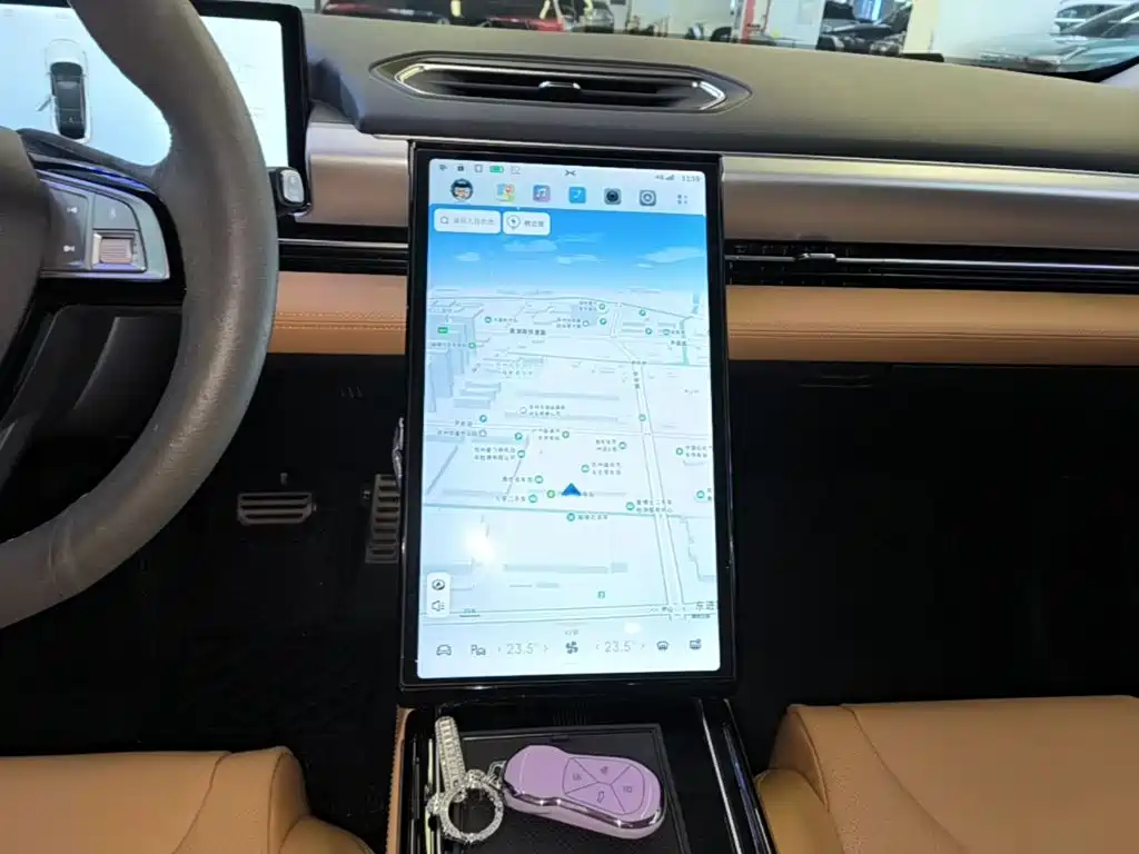 XPeng P5 — миниатюра 13